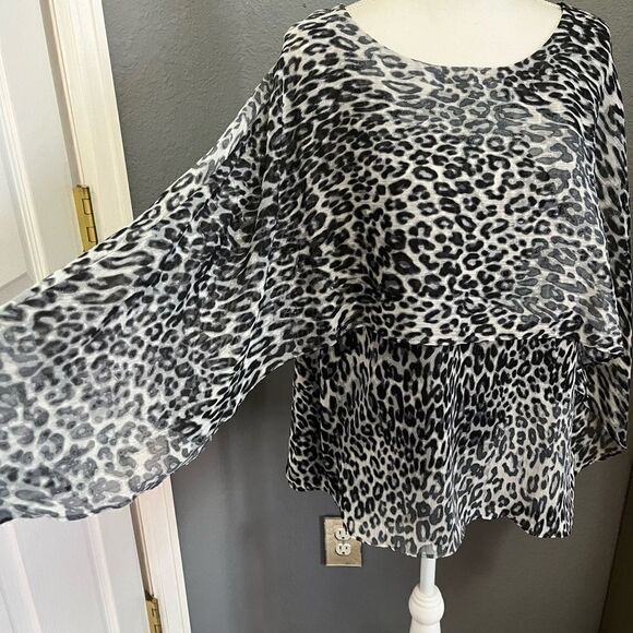 DKNY Black/White Leopard  Cape Blouse - Picture 4 of 15